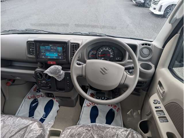 Suzuki Every 11