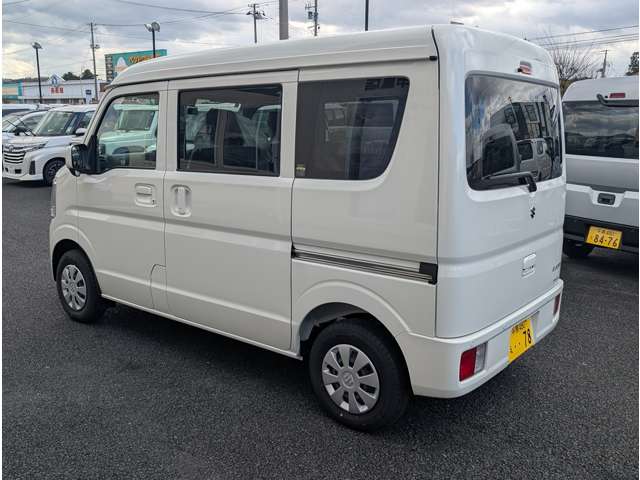 Suzuki Every 8