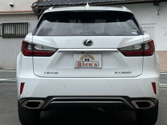 Lexus RX 8