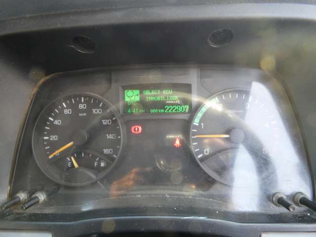 Mitsubishi Fuso Canter 13