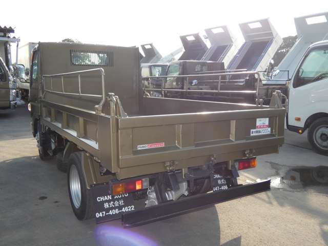 Mitsubishi Fuso Canter 9