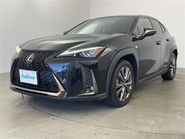 Lexus UX 4