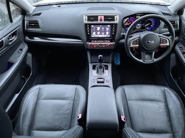 Subaru Legacy Outback 4