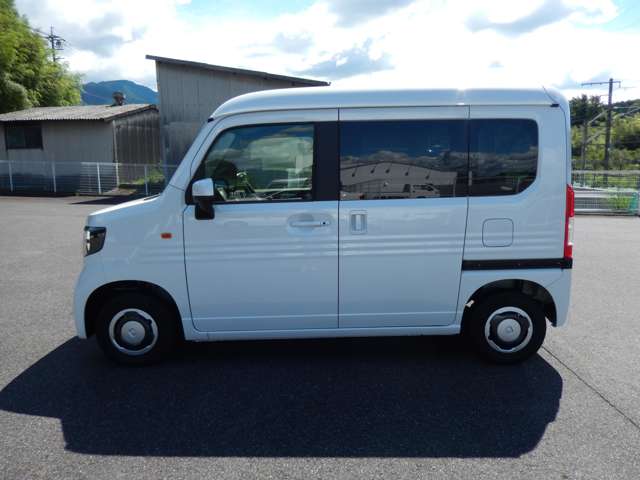 Honda N-VAN 12