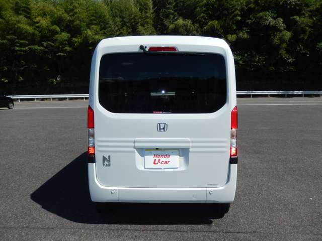 Honda N-VAN 10