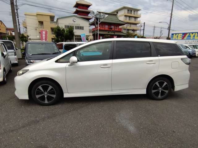 Toyota Wish 10