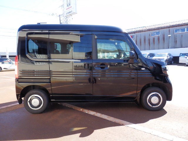 Honda N-VAN 4