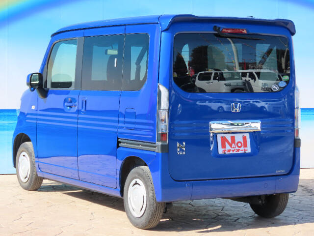 Honda N-VAN 10