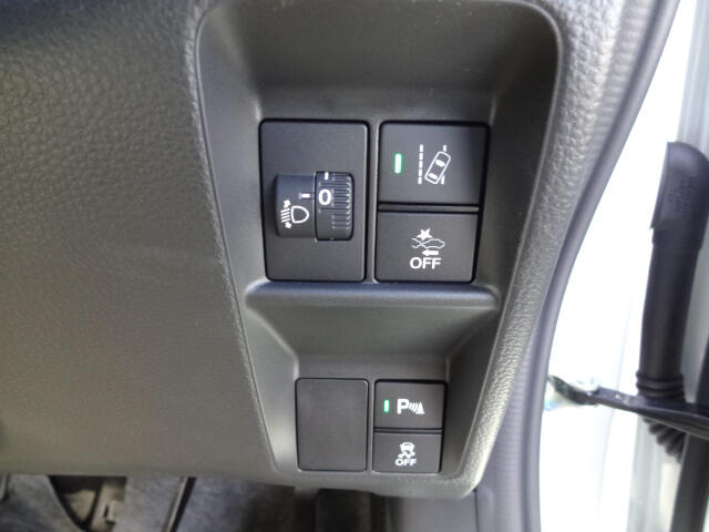 Honda N-VAN 11