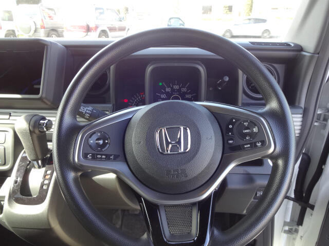 Honda N-VAN 12