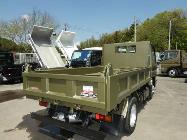 Mitsubishi Fuso Canter 7