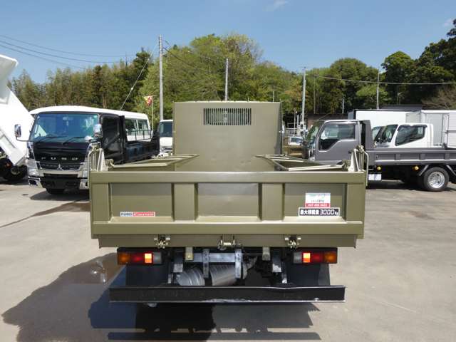 Mitsubishi Fuso Canter 8