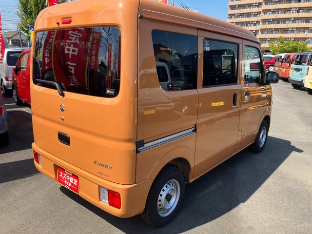 Suzuki Every 8
