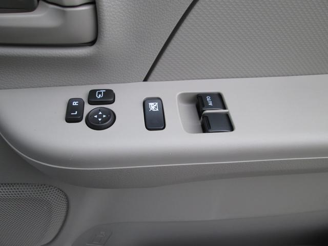 Suzuki Every 12