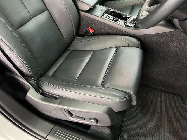 Volvo XC40 11