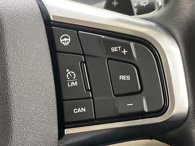 Land Rover Discovery Sport 6