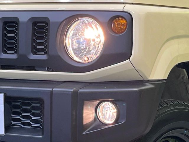 Suzuki Jimny 12