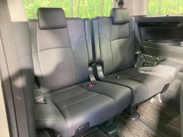 Toyota Alphard 10