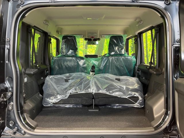 Suzuki Jimny Nomade 10