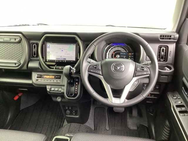 Mazda Flair Crossover 3