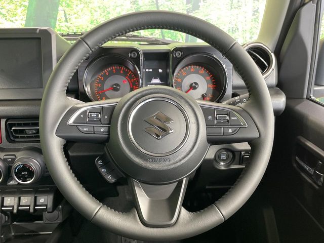 Suzuki Jimny 11