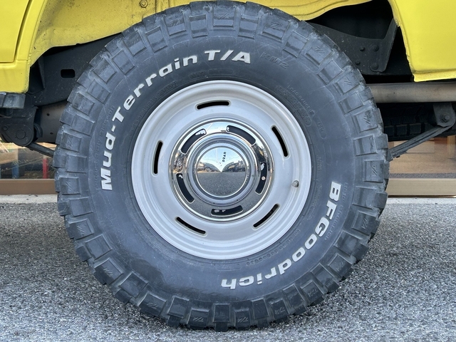 Toyota Land Cruiser 60 10