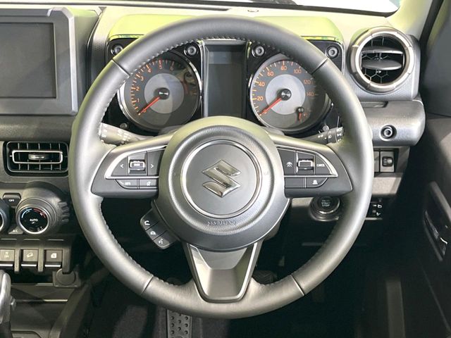 Suzuki Jimny 11