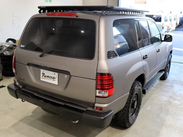Toyota Land Cruiser 100 11