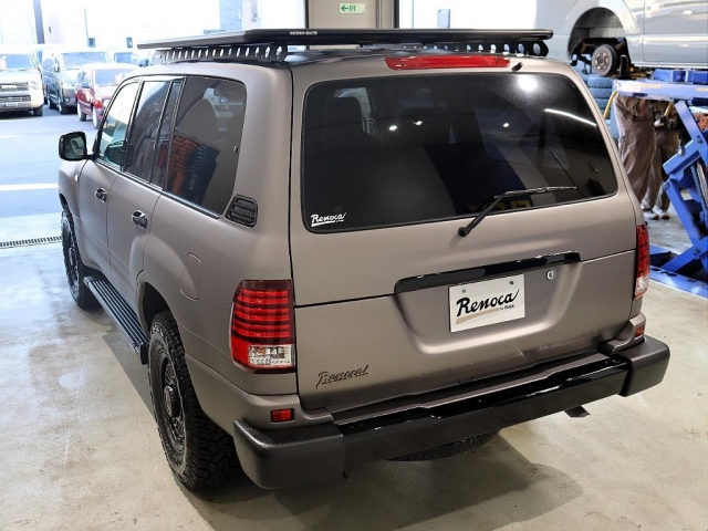 Toyota Land Cruiser 100 10