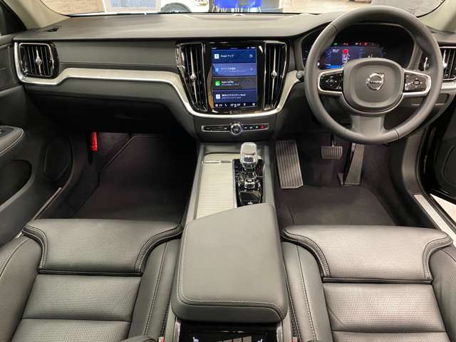 Volvo V60 Cross Country 3