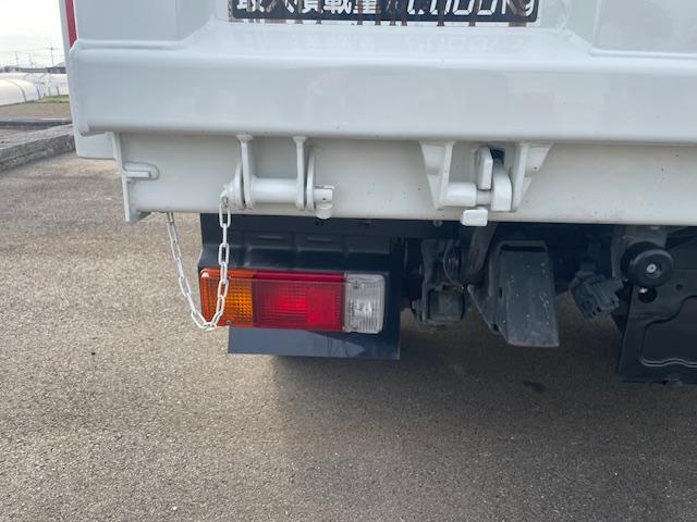 Hino Dutro 7