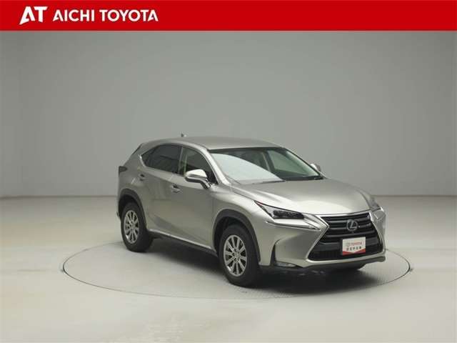 Lexus NX 8