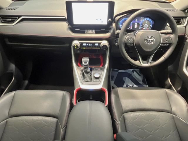 Toyota RAV4 2