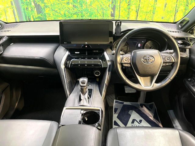 Toyota Harrier 2