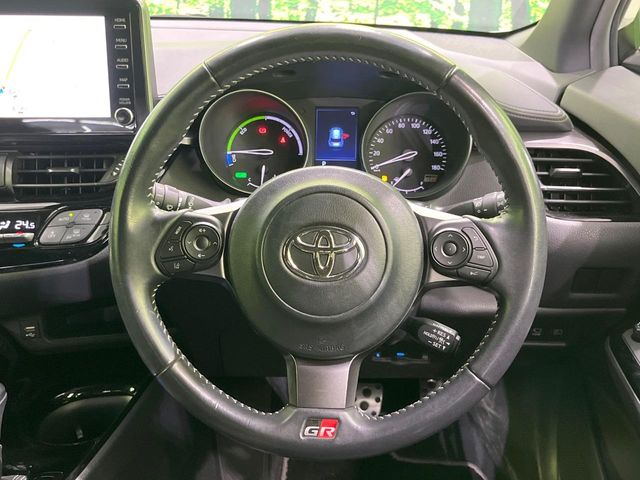 Toyota C-HR 11