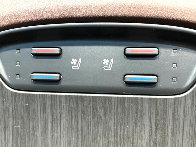 Toyota Harrier 3