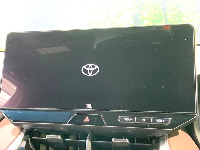 Toyota Harrier 4