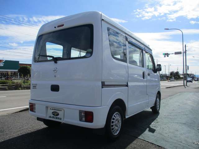 Nissan NV100 Clipper 12