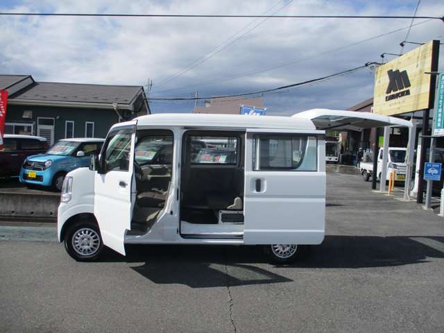 Nissan NV100 Clipper 10