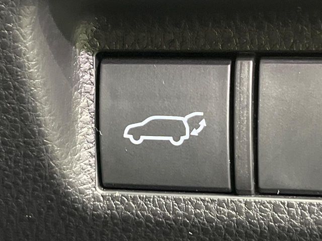 Toyota RAV4 6