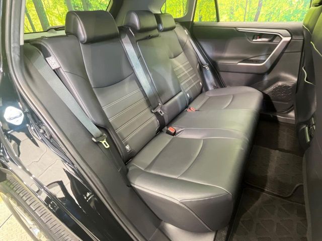 Toyota RAV4 10