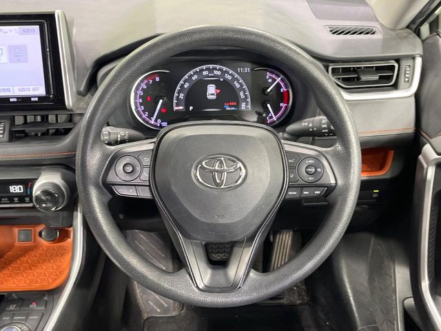 Toyota RAV4 12