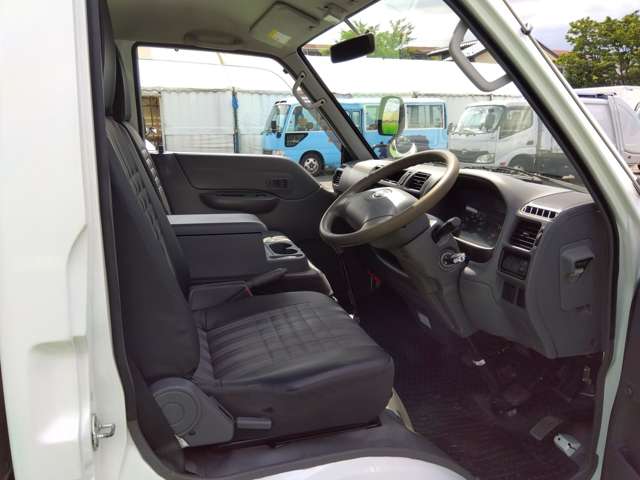 Mazda Bongo Truck 12