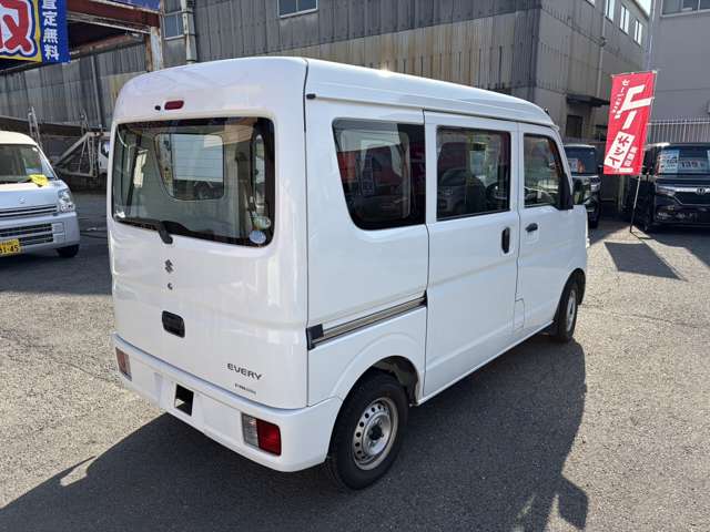 Suzuki Every 12