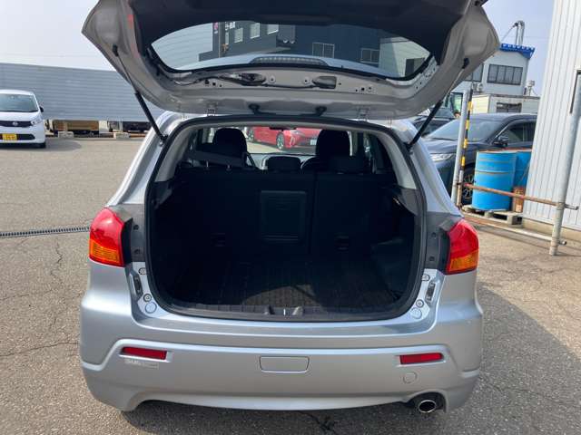 Mitsubishi RVR 9