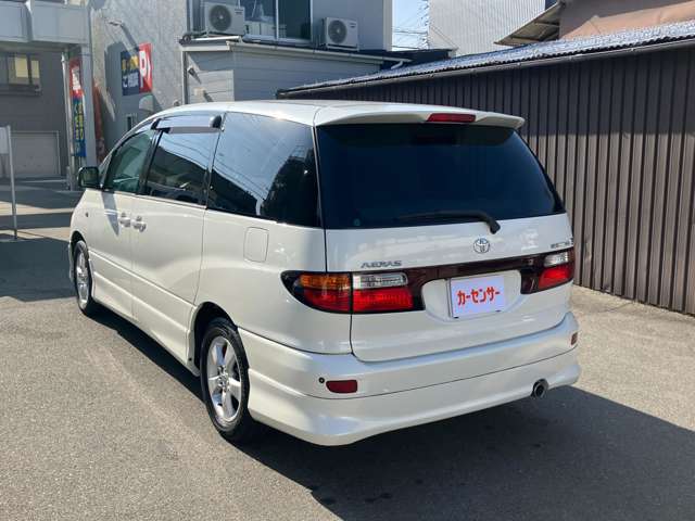 Toyota Estima 6