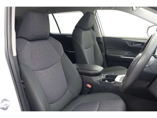Toyota RAV4 6