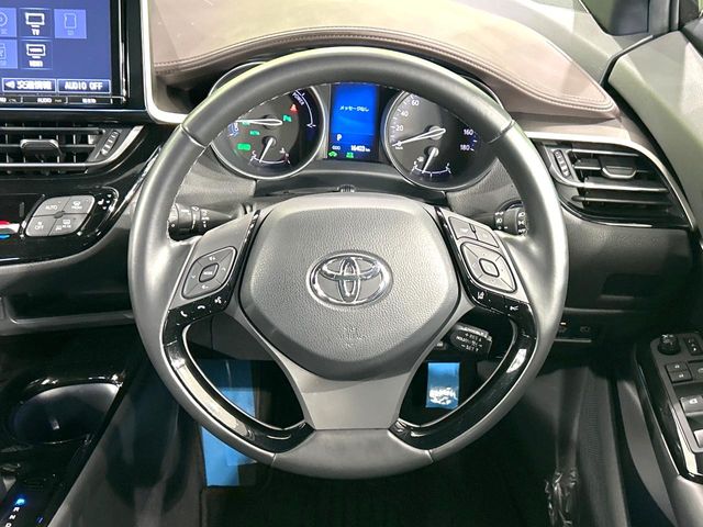 Toyota C-HR 11