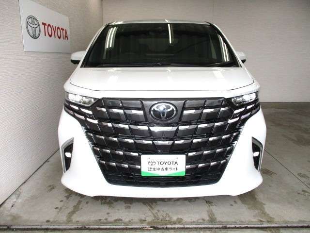 Toyota Alphard 2