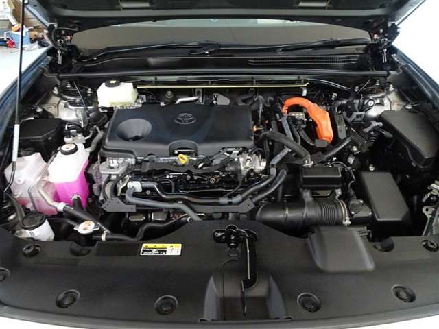 Toyota Crown Crossover 9